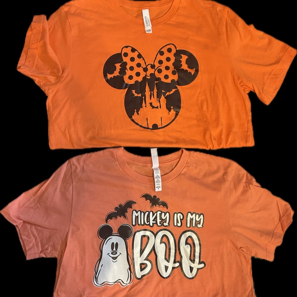 Woman's Disney Halloween short sleeve 
Md/Lg only worn once Minnie/Mickey